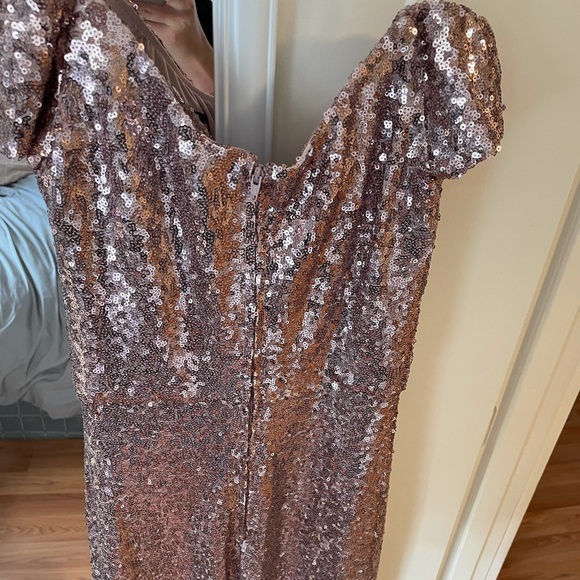Beautiful sequin prom dress. Size 1/2 B. Darlin - Picture 8 of 8